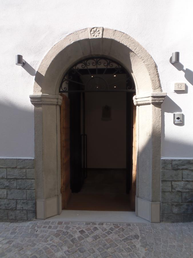 Albergo Dongo Exterior photo