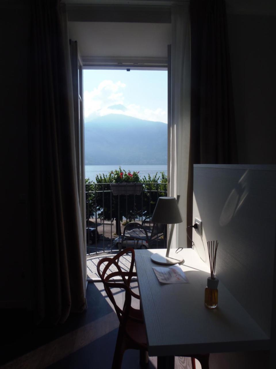 Albergo Dongo Exterior photo